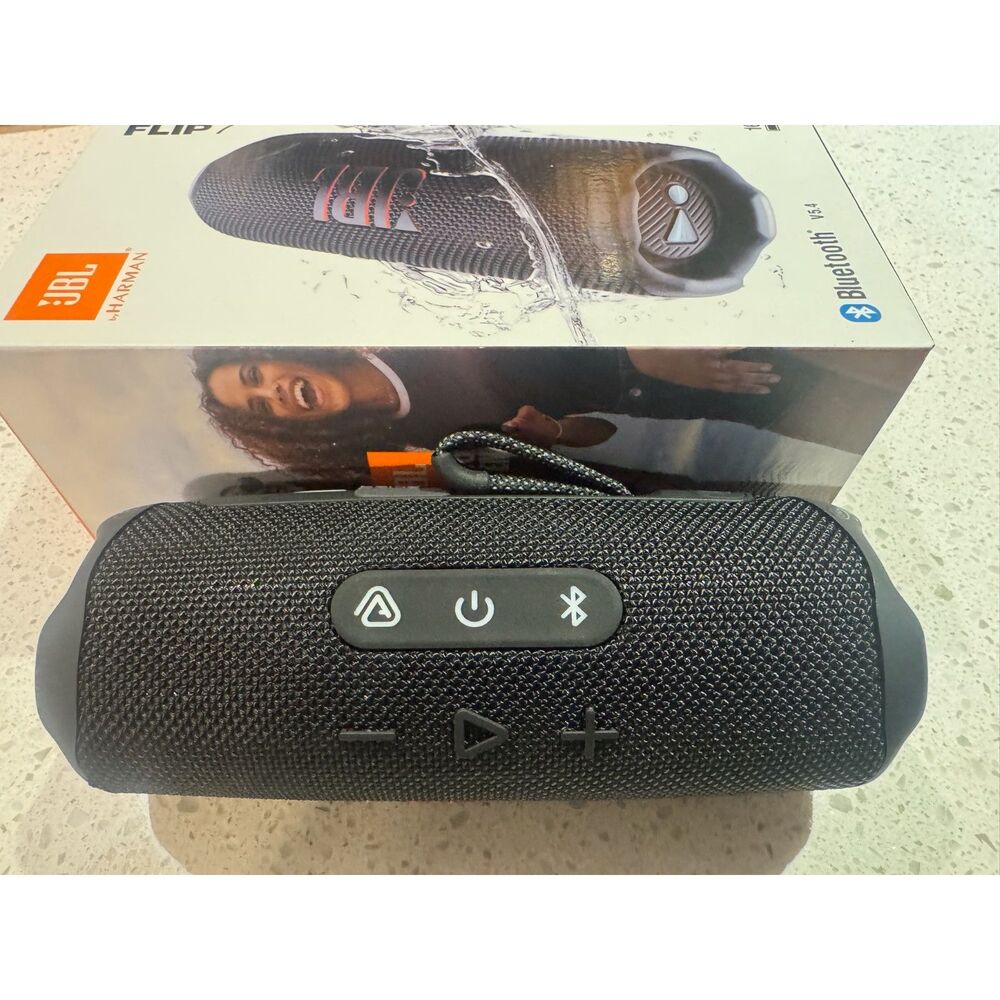 JBL FLIP 7 Portable Bluetooth Speaker Black NEW - Picture 3 of 3